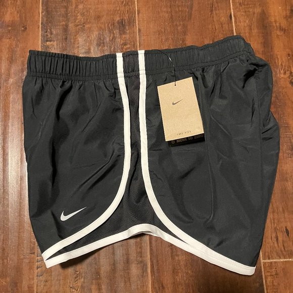 Nike Women's Tempo Running Shorts - Picture 2 of 4